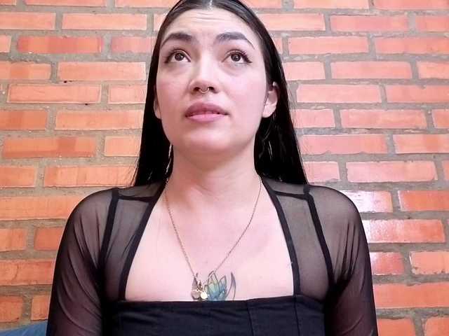 AuraLee live cam on BongaCams