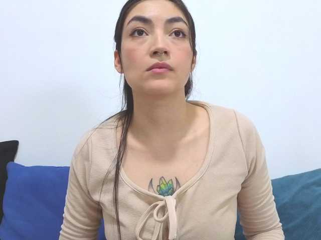 AuraLee live cam on BongaCams