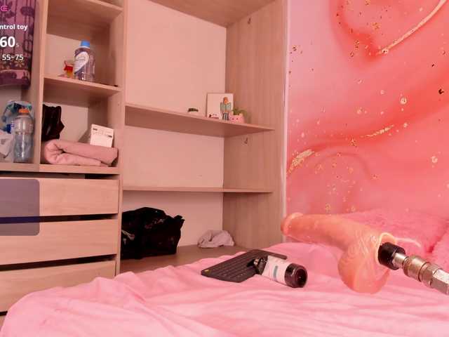 Sofi-Velvett live cam on BongaCams