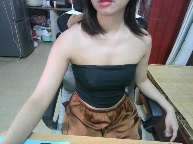 cherrysexy live cam on BongaCams