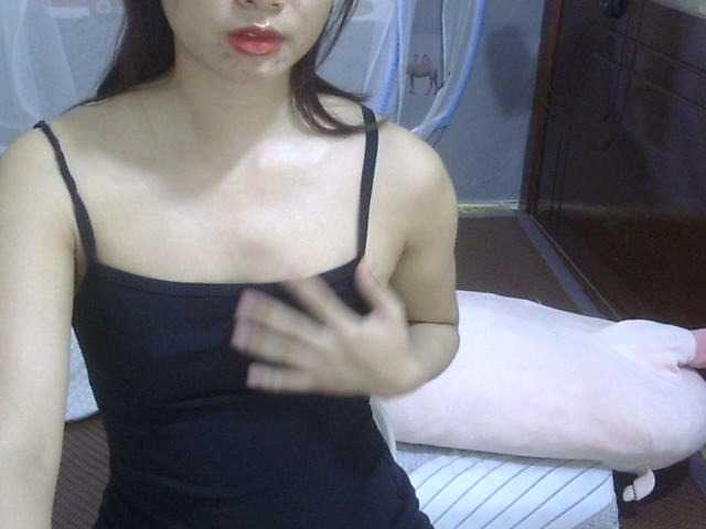 cherrysexy live cam on BongaCams