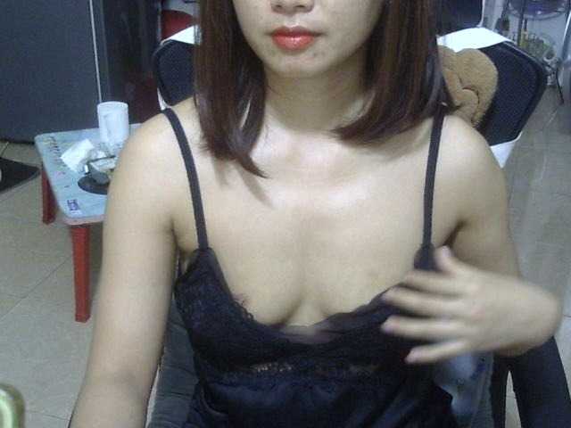 cherrysexy live cam on BongaCams