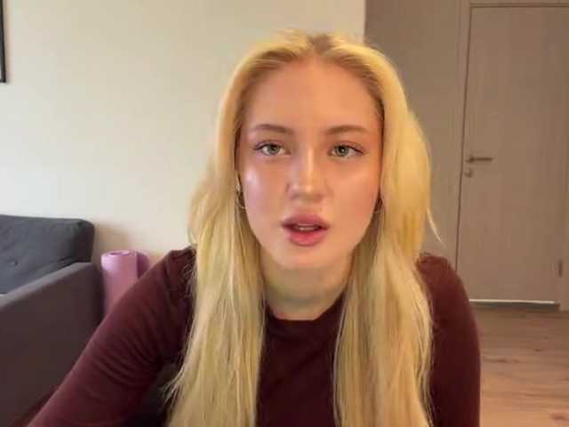 VivianaHandrick live cam on BongaCams