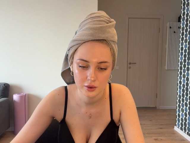 VivianaHandrick live cam on BongaCams