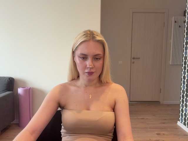 VivianaHandrick live webcam show