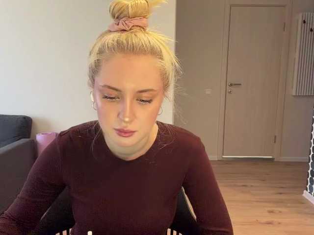 VivianaHandrick live cam on BongaCams