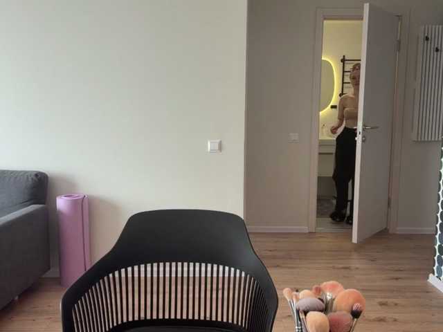 VivianaHandrick live webcam show