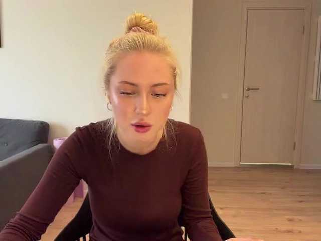VivianaHandrick live cam on BongaCams
