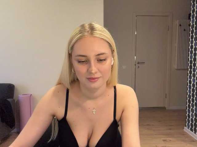 VivianaHandrick live webcam show