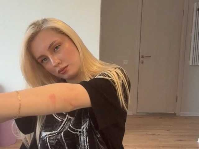 VivianaHandrick live cam on BongaCams