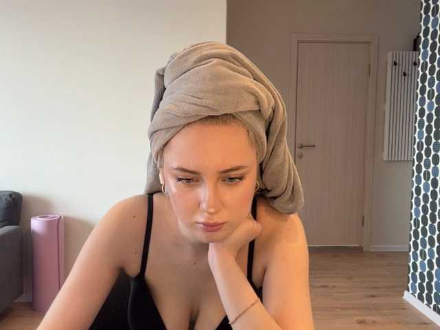 VivianaHandrick live cam on BongaCams