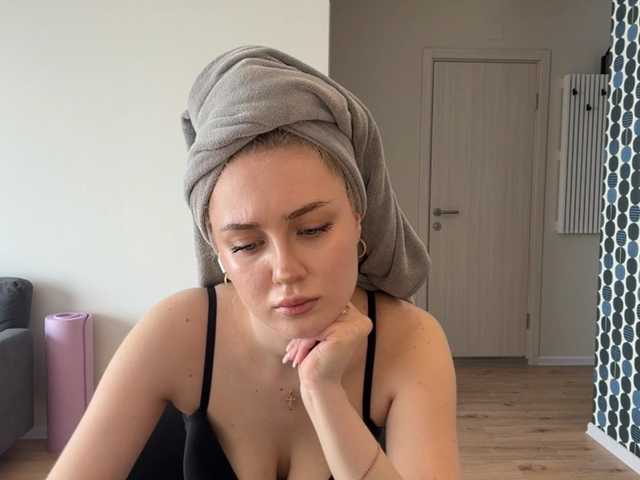 VivianaHandrick live webcam show