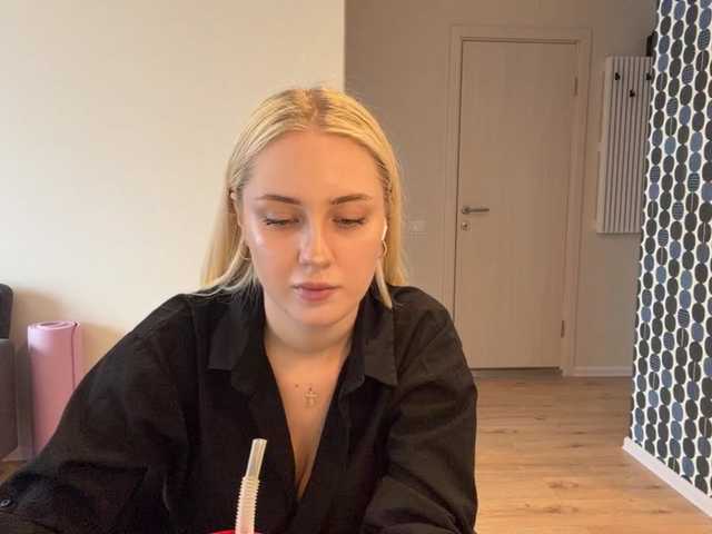 VivianaHandrick live cam on BongaCams