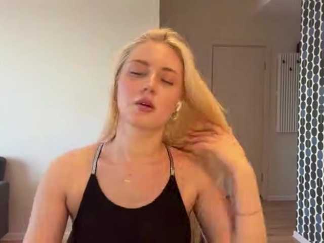 VivianaHandrick live cam on BongaCams