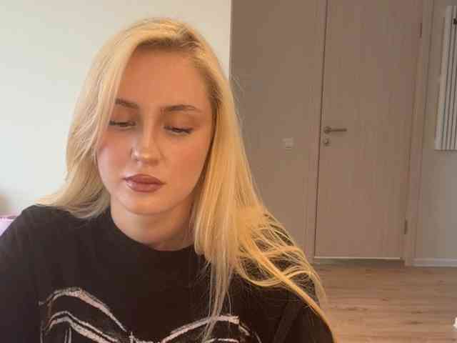 Modèle: VivianaHandrick