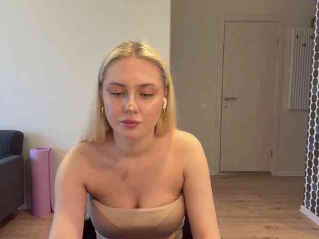 Modèle: VivianaHandrick