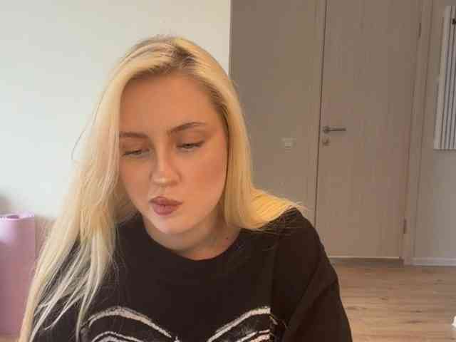 Modèle: VivianaHandrick