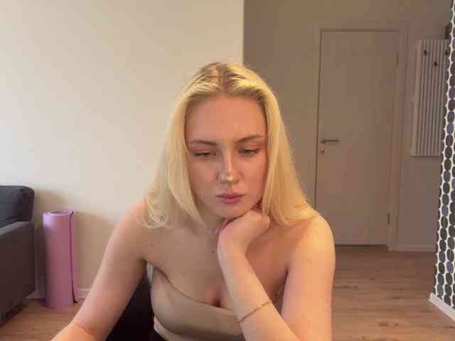 Modèle: VivianaHandrick
