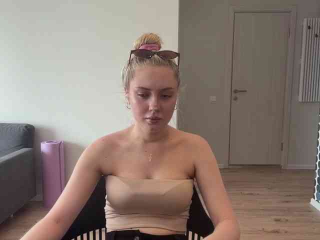 VivianaHandrick webcam