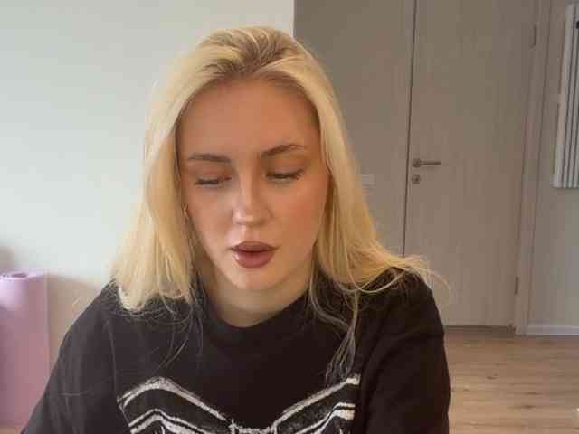VivianaHandrick webcam