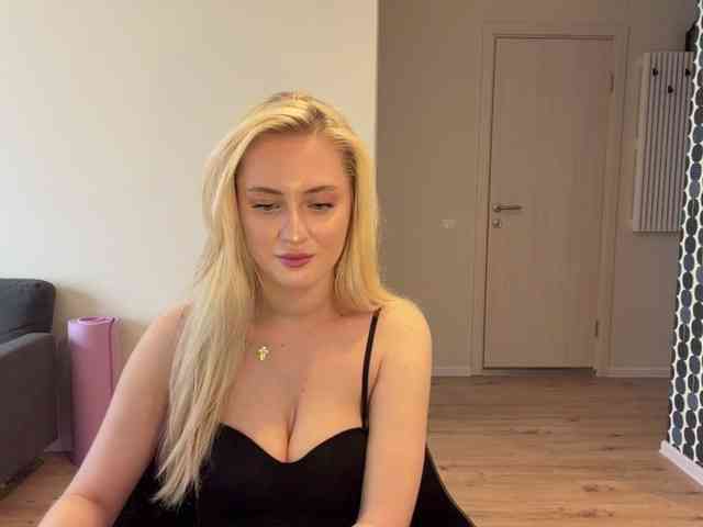 Modèle: VivianaHandrick