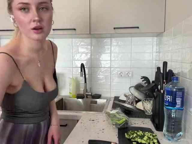 Modèle: VivianaHandrick