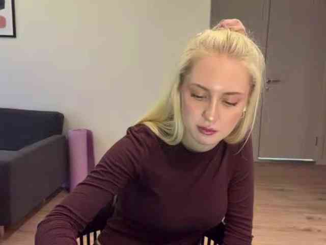 Modèle: VivianaHandrick