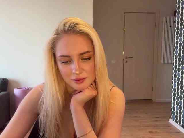Modèle: VivianaHandrick