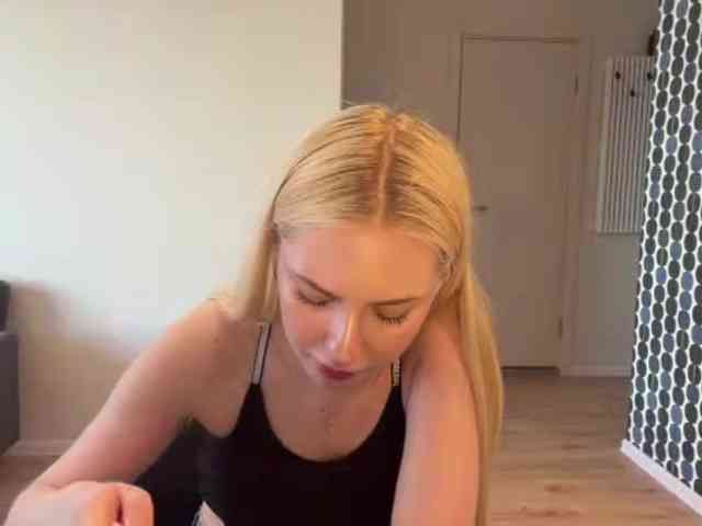 VivianaHandrick webcam