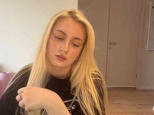 VivianaHandrick webcam