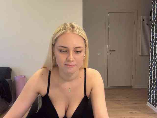 Modèle: VivianaHandrick