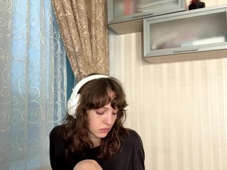 SunniCunningan Porn Show