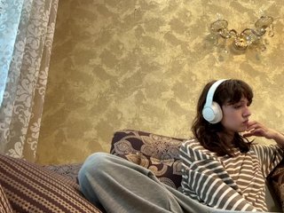 SunniCunningan Porn Show