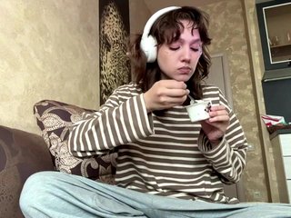 SunniCunningan Porn Show