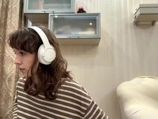 SunniCunningan Porn Show