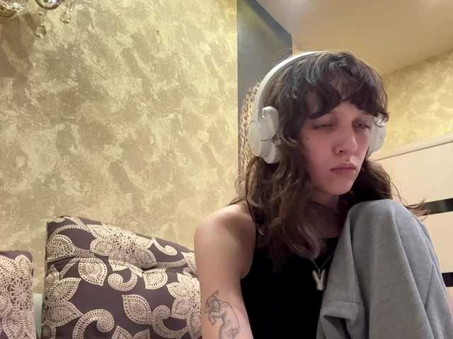 SunniCunningan live cam on BongaCams