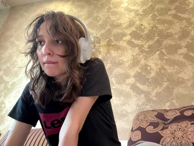 SunniCunningan live cam on BongaCams