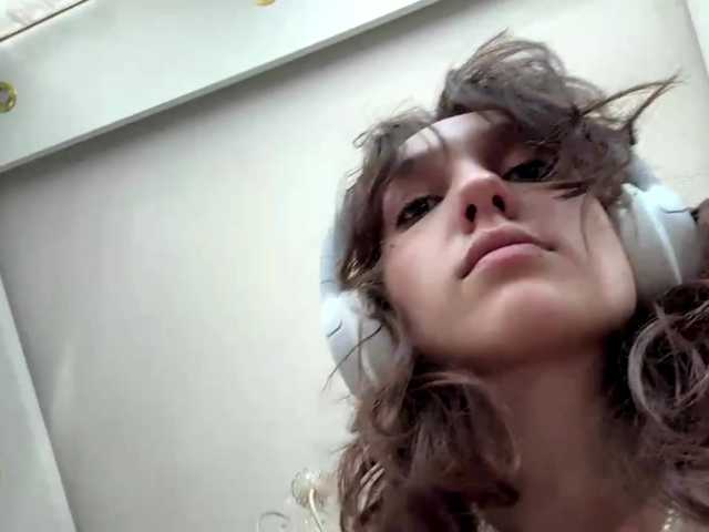 SunniCunningan live cam on BongaCams