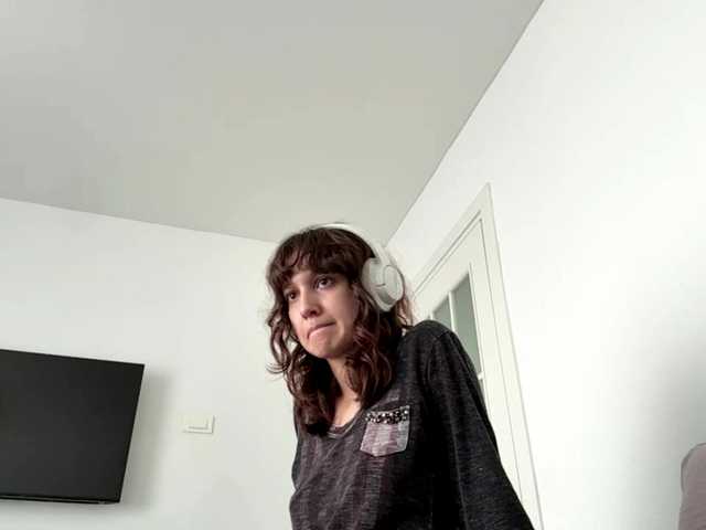 SunniCunningan live cam on BongaCams