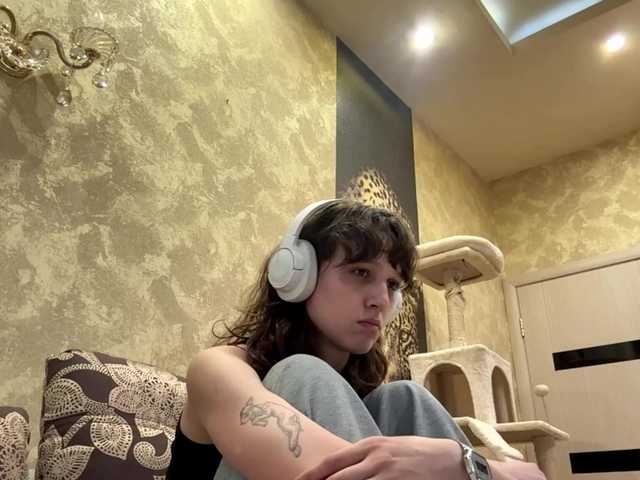 SunniCunningan live cam on BongaCams