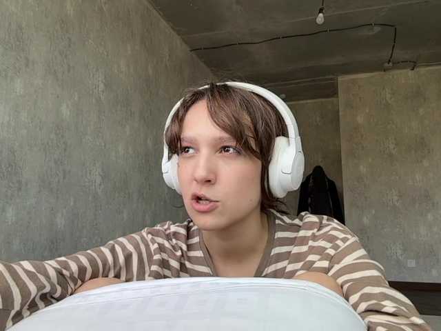 SunniCunningan live cam on BongaCams