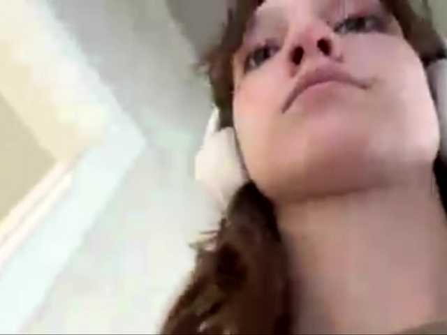 SunniCunningan live cam on BongaCams