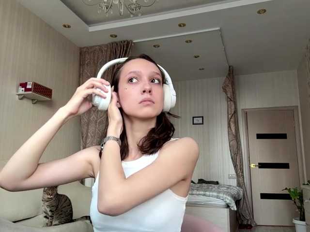 SunniCunningan live cam on BongaCams