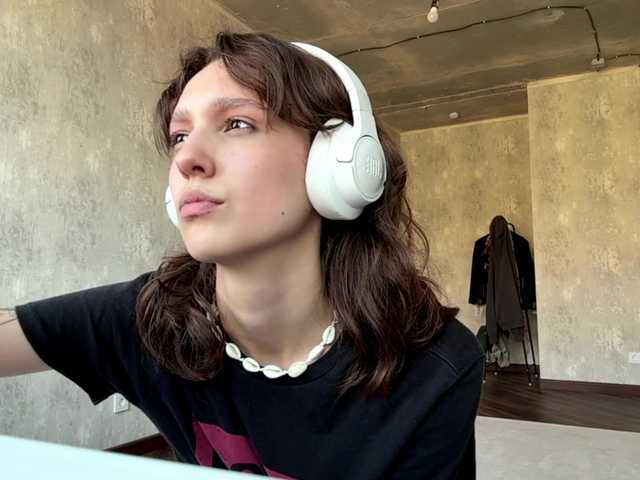 SunniCunningan live cam on BongaCams