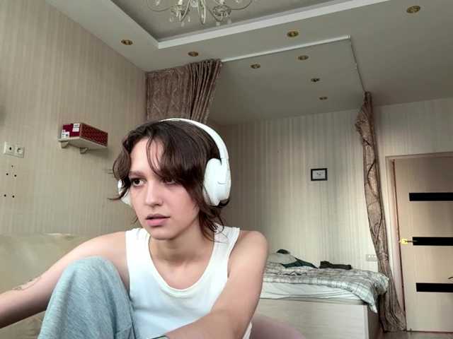 sunnicunningan live sex show