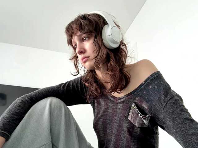 SunniCunningan live cam on BongaCams