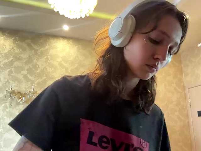 SunniCunningan live cam on BongaCams