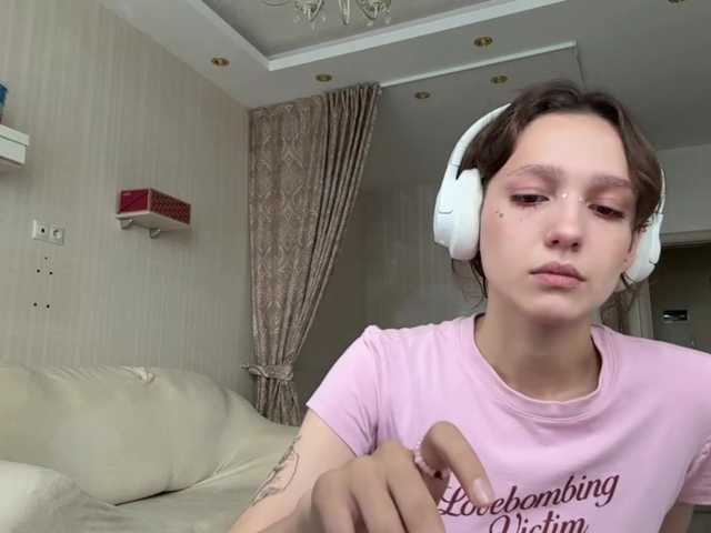 SunniCunningan live cam on BongaCams