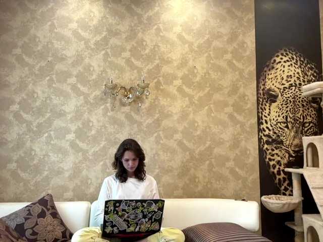 SunniCunningan live webcam show