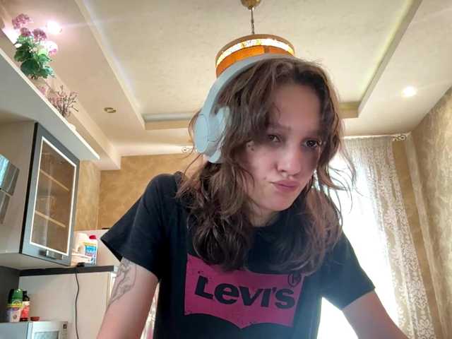 SunniCunningan live cam on BongaCams